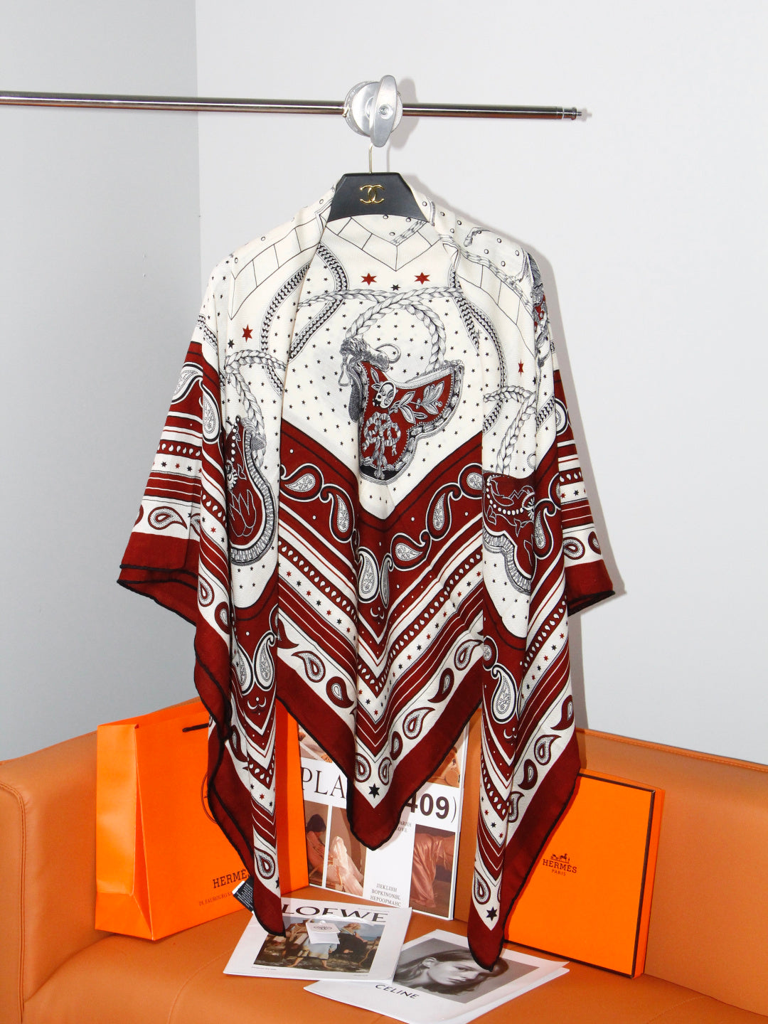 HERMES 26S SCARF 140 IN SILK AND CASHMERE 498483