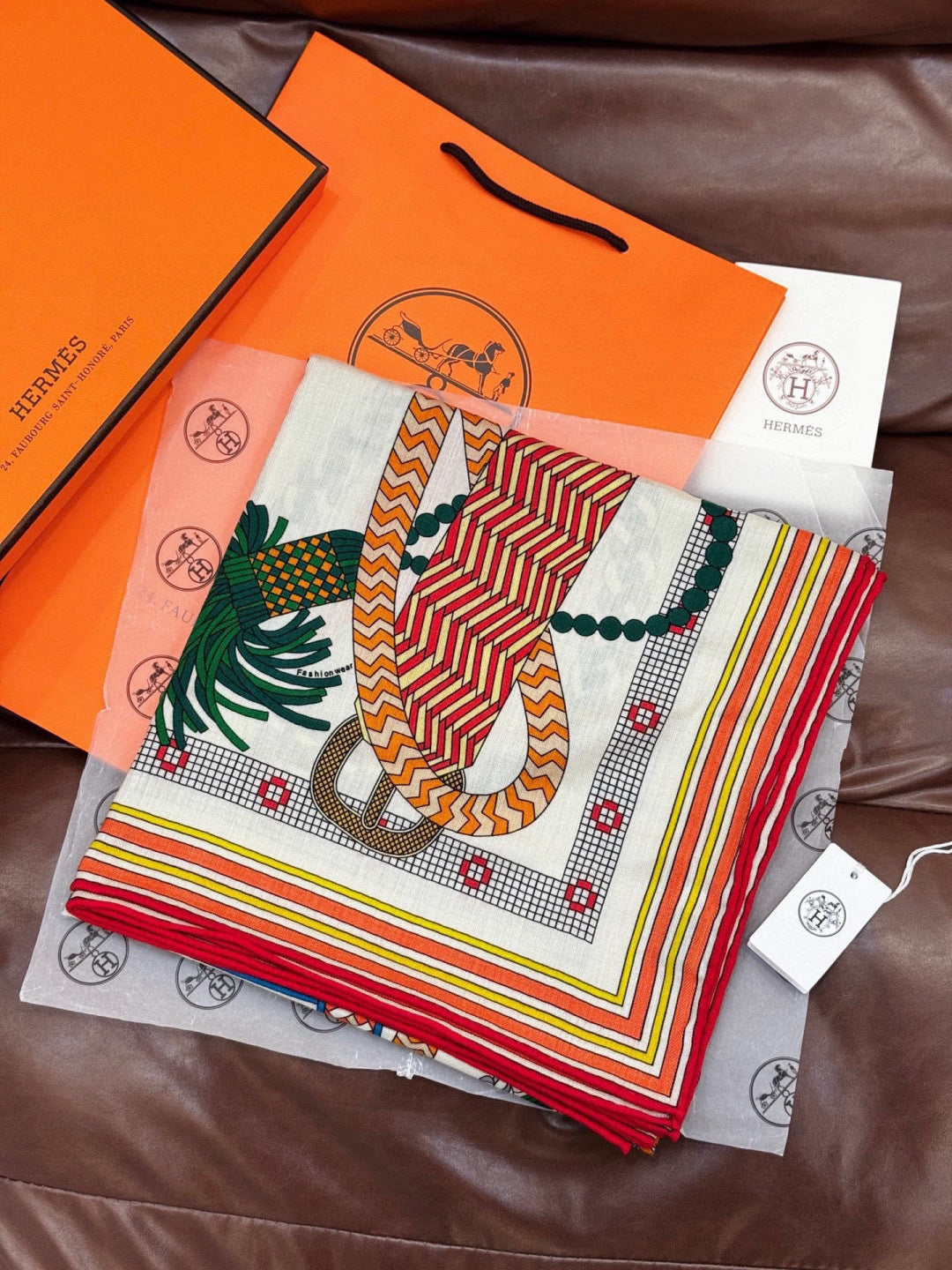 HERMES 26S SCARF 140 IN SILK AND CASHMERE 498493