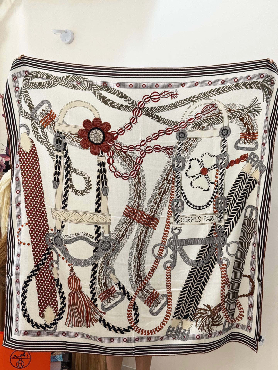 HERMES 26S SCARF 140 IN SILK AND CASHMERE 498494