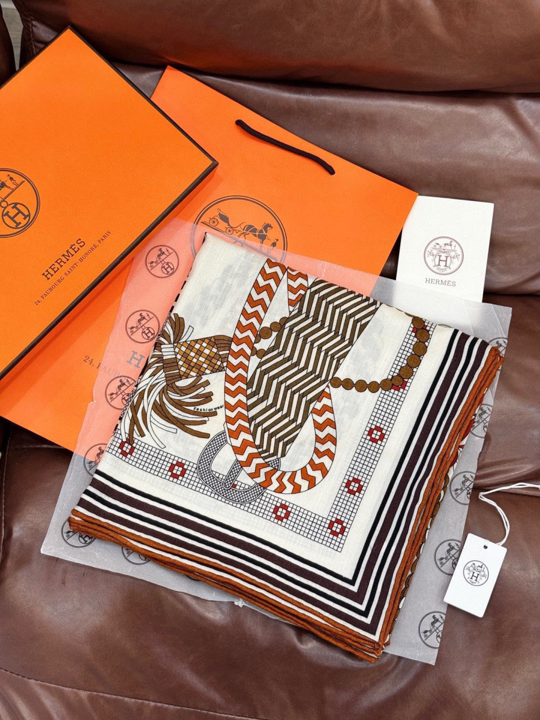 HERMES 26S SCARF 140 IN SILK AND CASHMERE 498494