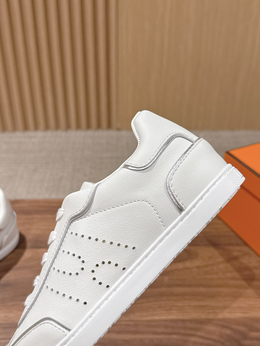 HM 26S GET SNEAKERS IN WHITE CALFSKIN