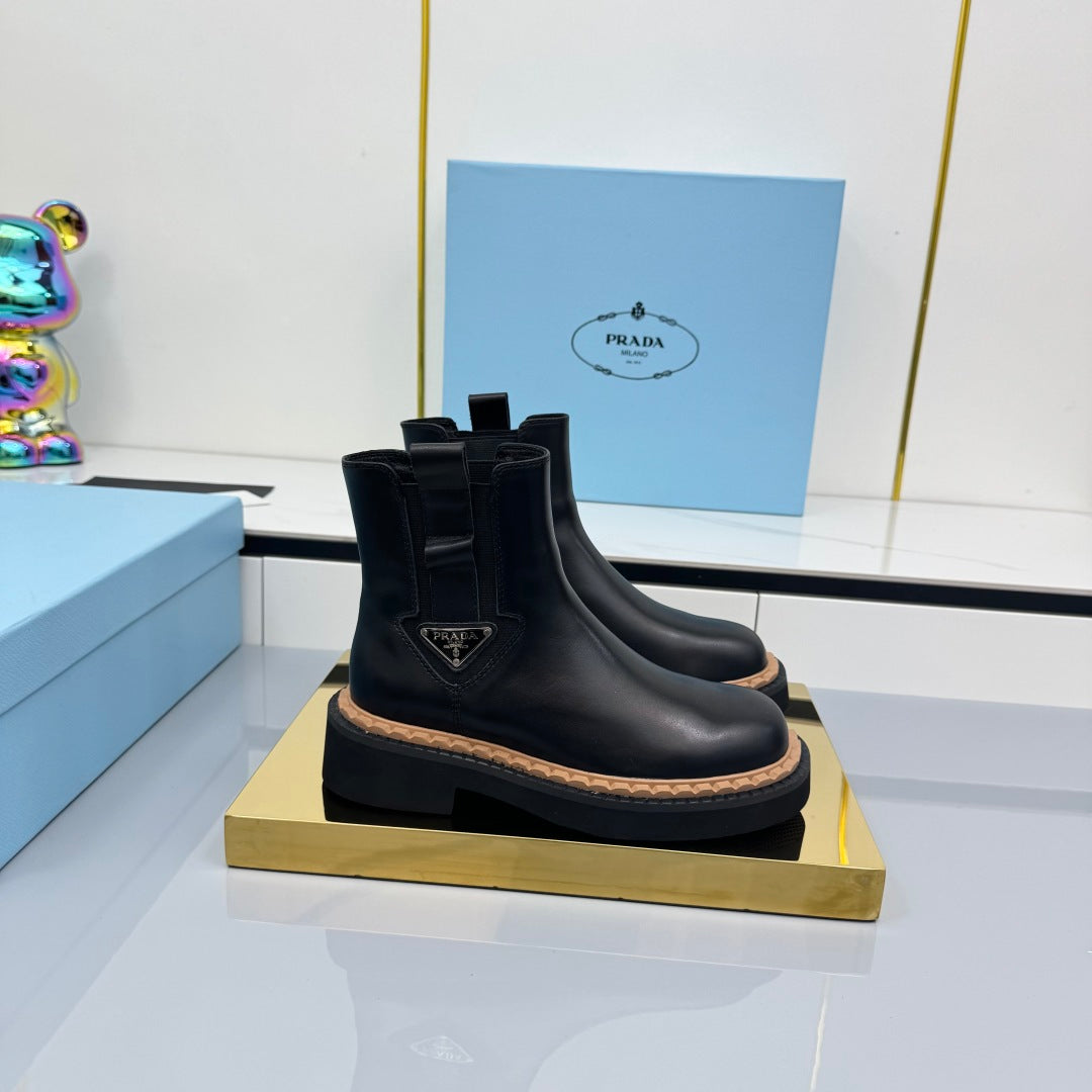 PRADA 25S CHELSEA BOOTS 50MM IN BLACK CALFSKIN