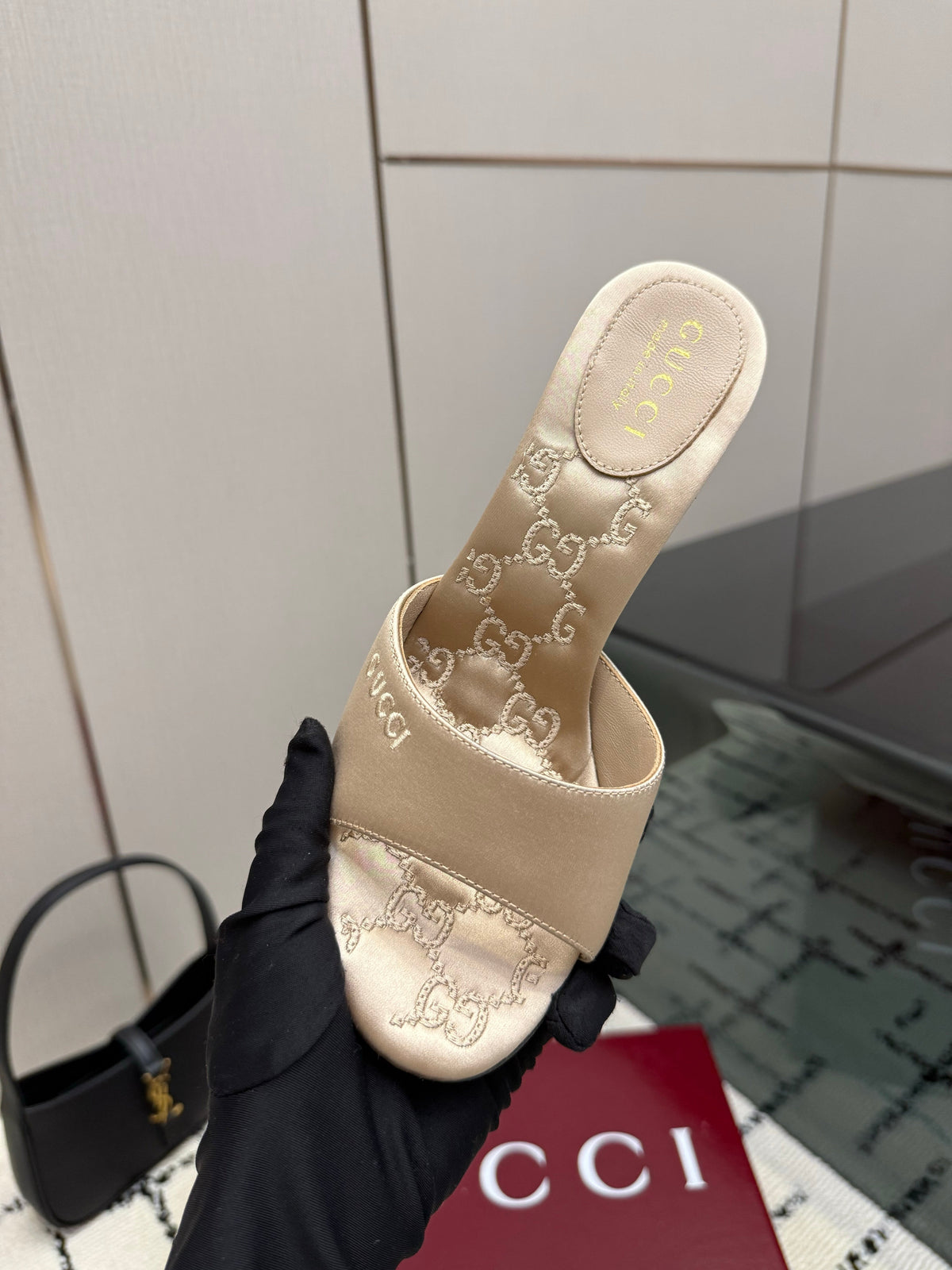 GUCCI 26S CRYSTAL-HEEL SANDALS 100 MM IN BEIGE SATIN