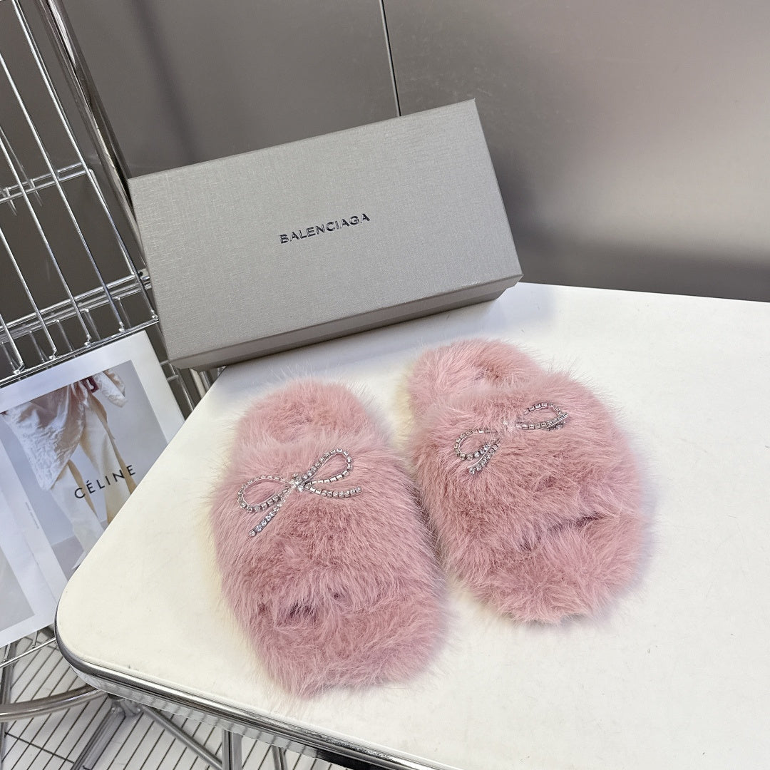 BALENCIAGA 25S SOFT FUR SLIPPERS IN LIGHT PINK FUR WITH RHINESTONE BOW
