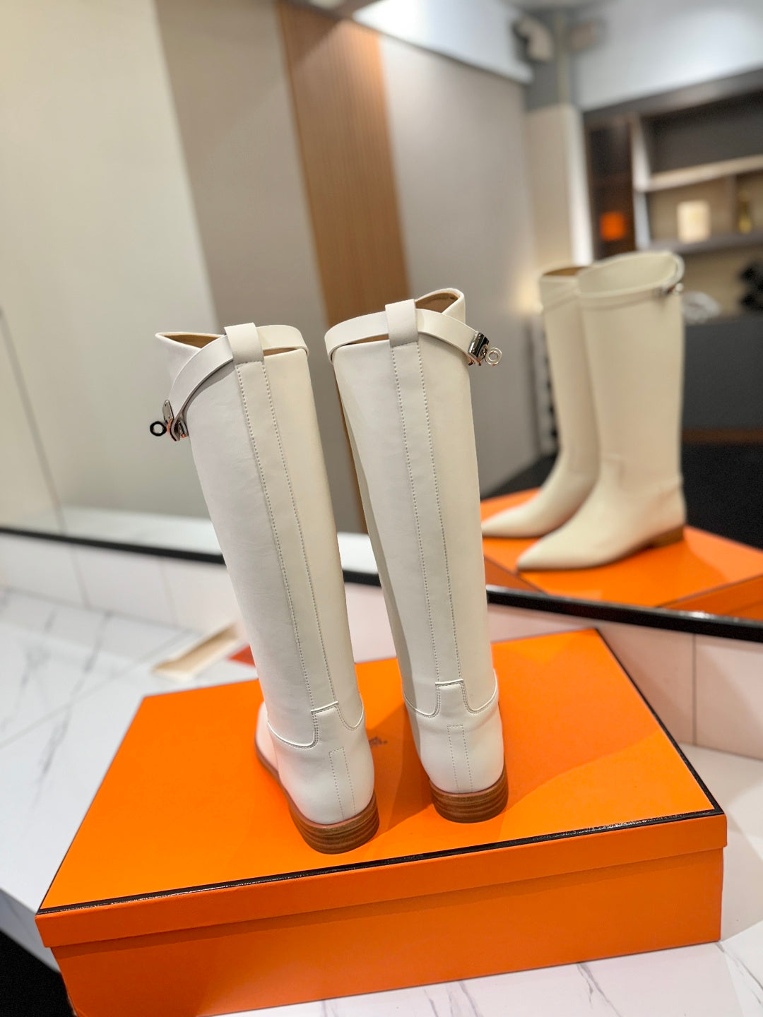 HM 26S JUMPING BOOTS IN CREAM WHITE CALFSKIN