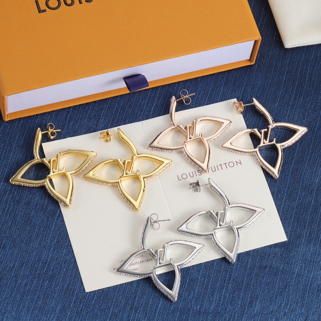 Love Earrings mysite