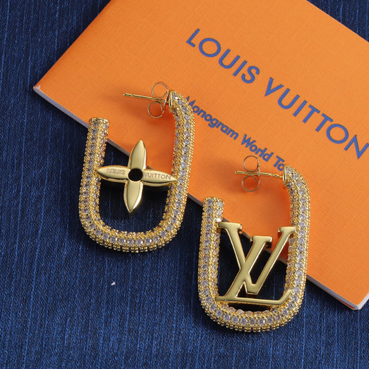 Love White Diamond Earring mysite