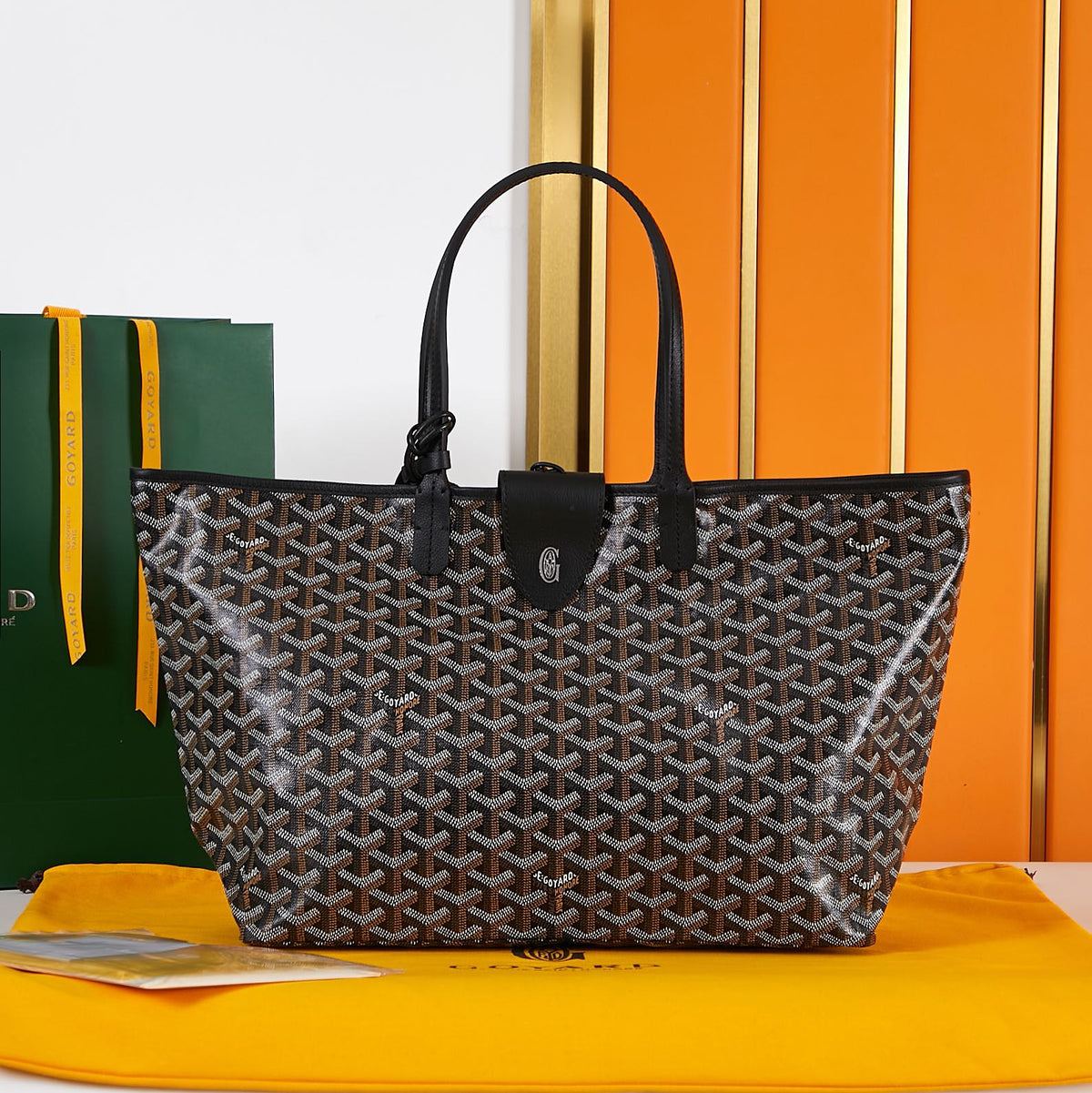 SAINT LOUIS PM 34 IN BLACK GOYARDINE CANVAS AND CALFSKIN