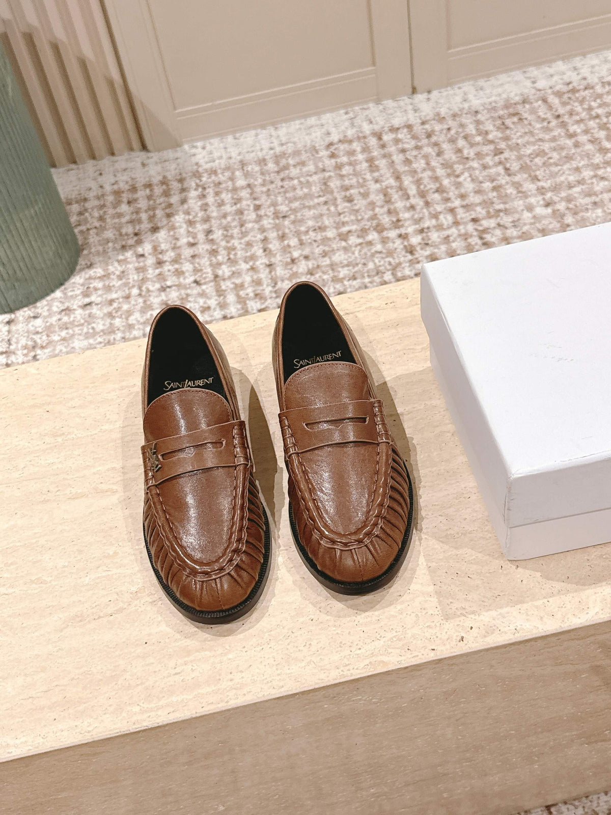 YSL 25S SAINT LAURENT LOAFERS IN BROWN CALFSKIN WITH SMALL LOGO