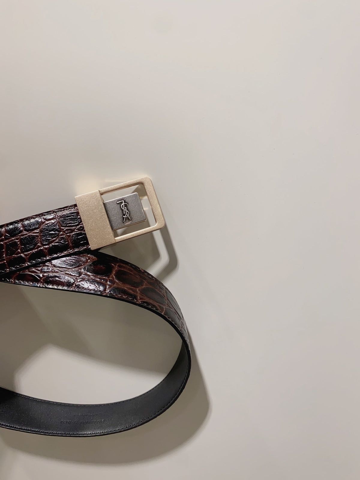 YSL 25S BELT 30 MM IN DARK BROWN EMBOSSED CALFSKIN 520631 mysite