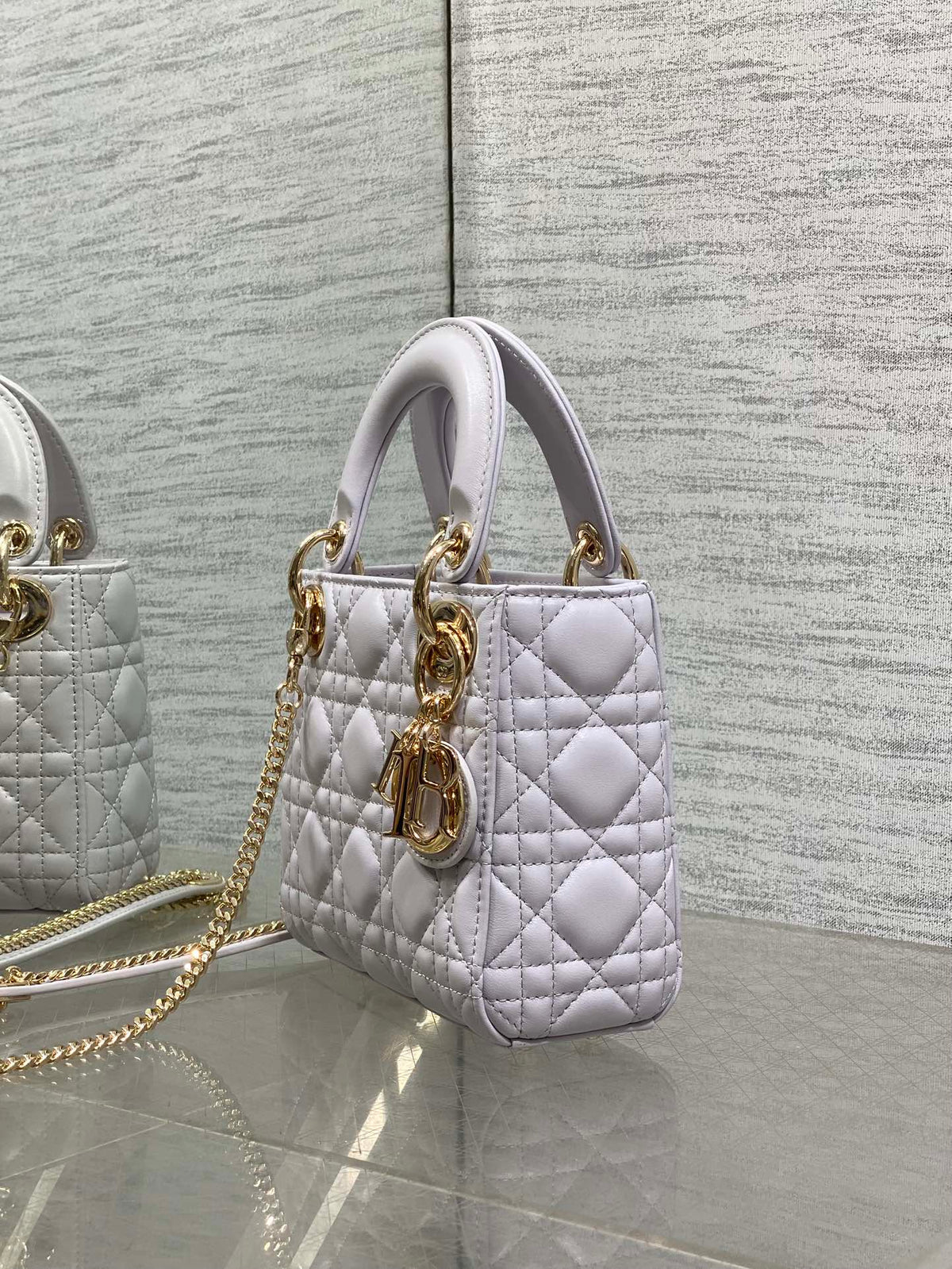 DIOR 25S MINI LADY DIOR BAG 17 IN LILAC CANNAGE CALFSKIN GOLD HARDWRE