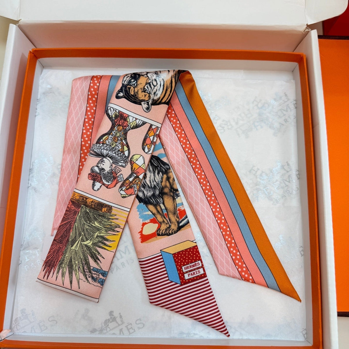 HERMES 26S TWILLY SCARF 86 IN SILK 492615