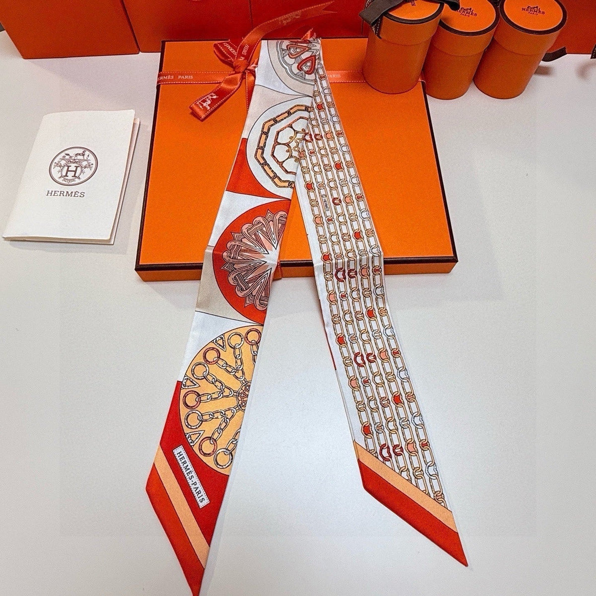 HERMES 26S TWILLY SCARF 86 IN SILK 492640