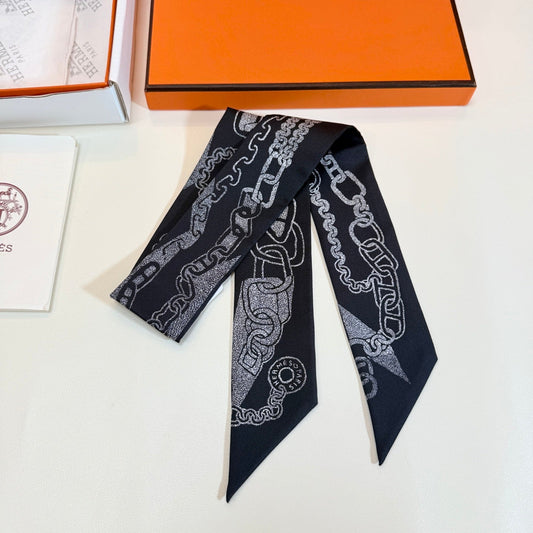 HERMES 26S TWILLY SCARF 86 IN SILK 492628