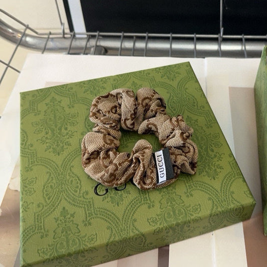 SCRUNCHIE IN BEIGE AND EBONY CANVAS 429353