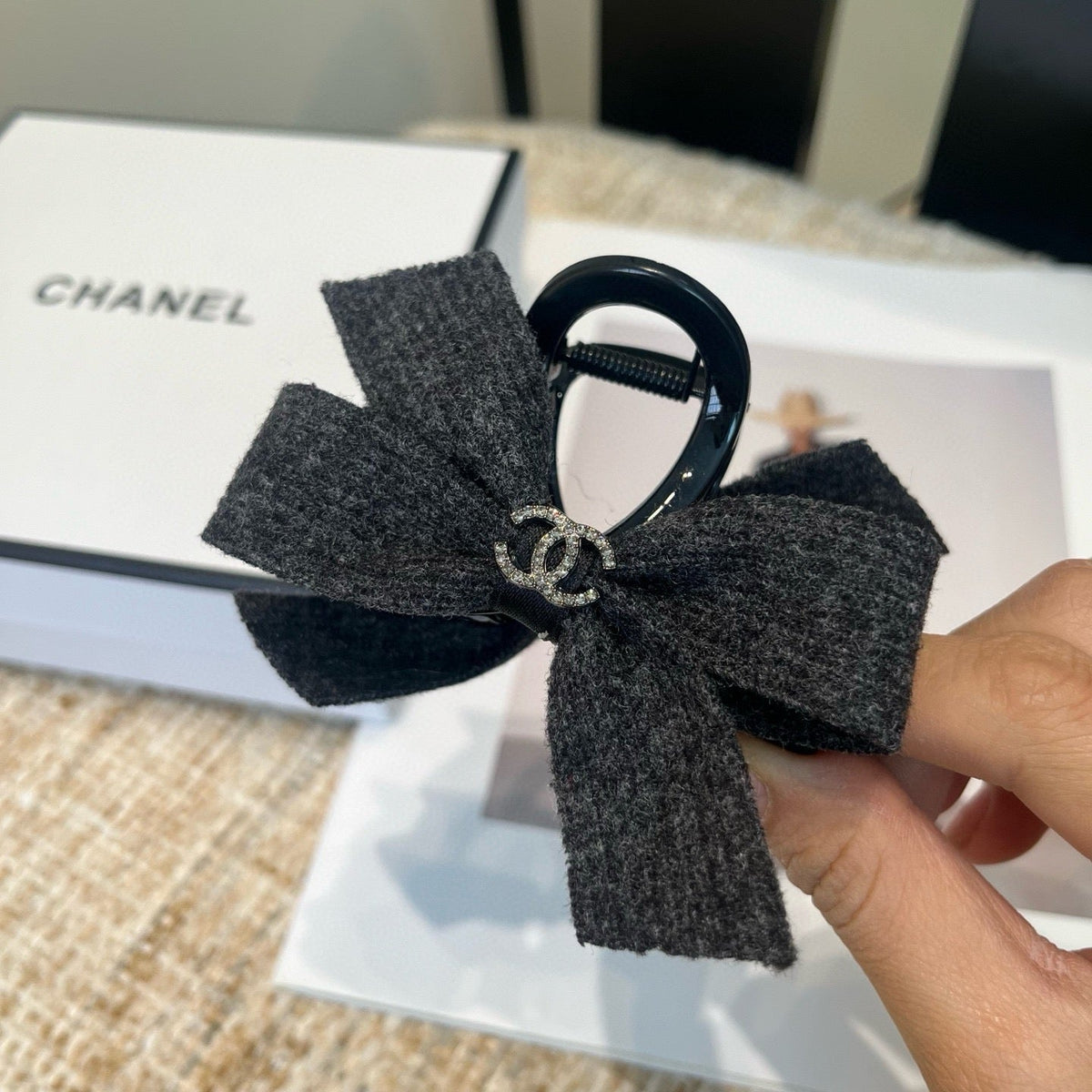 CHANEL 26S BOW HAIR CLIP IN BLACK RIBBON 505311
