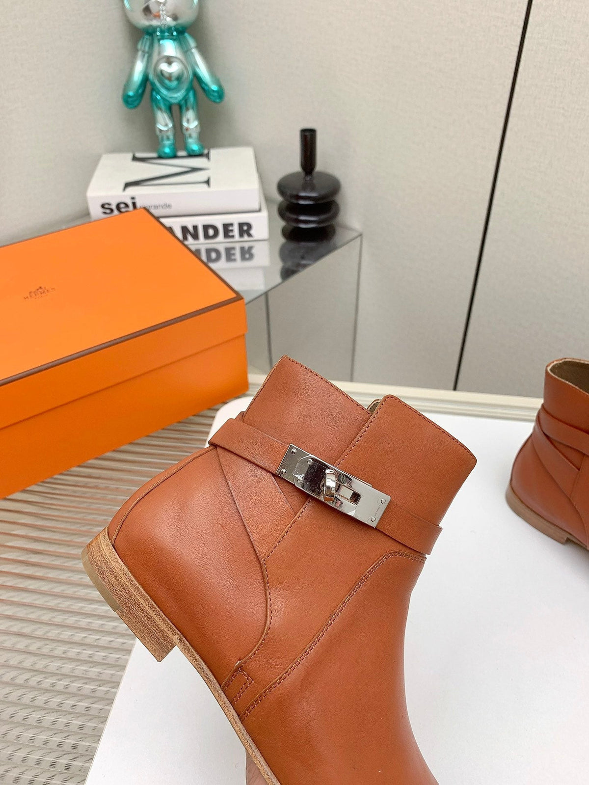 WOMEN'S NEO ANKLE BOOT IN ALLOY ORANGE CALFSKIN