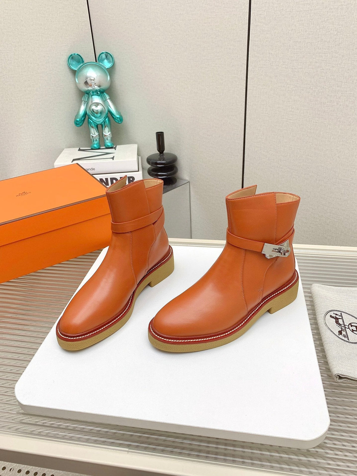BOTINES HISTORY BOOTS IN SALAMANDER ORANGE CALFSKIN