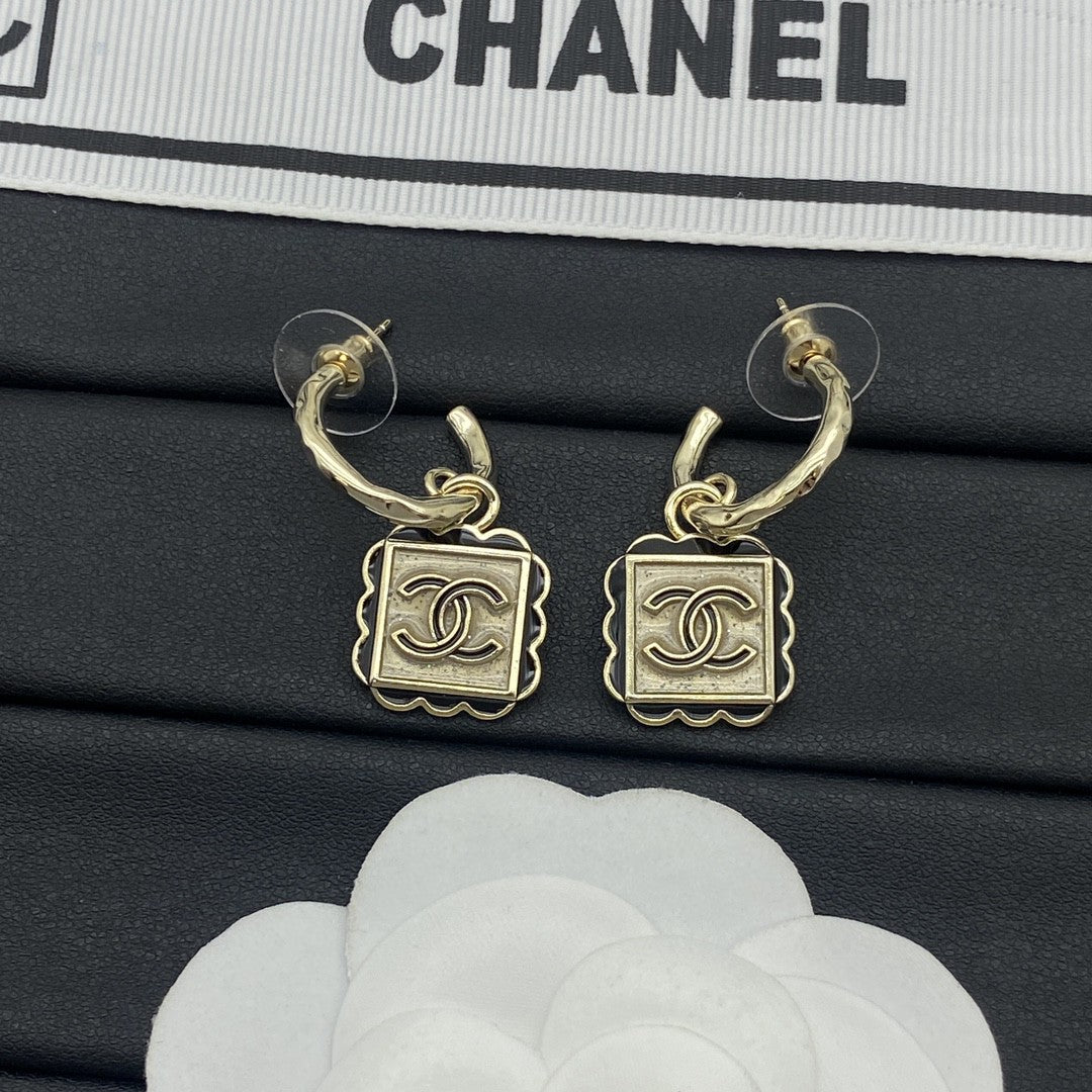 Hook Coco Girl Earrings mysite