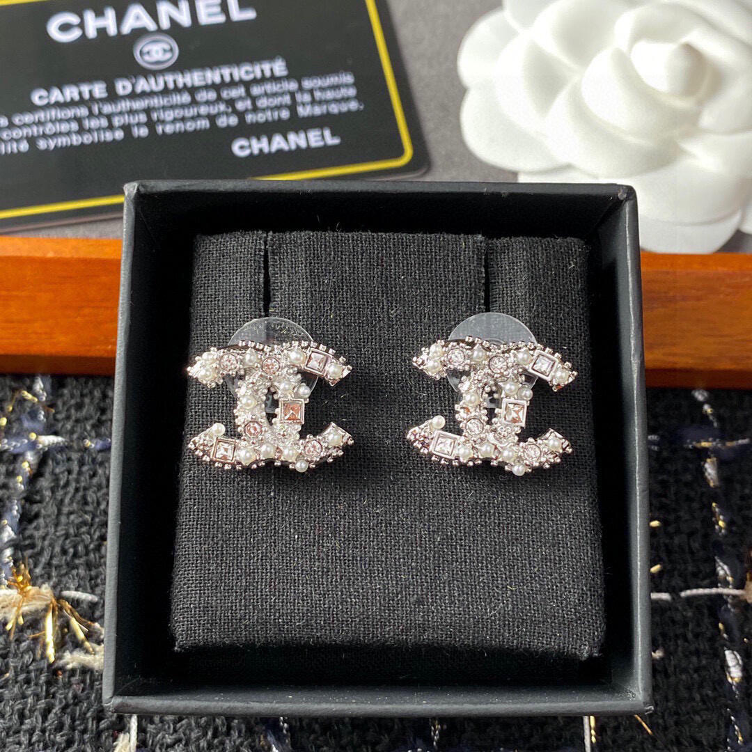 Glitter C Shining Earrings Stud mysite