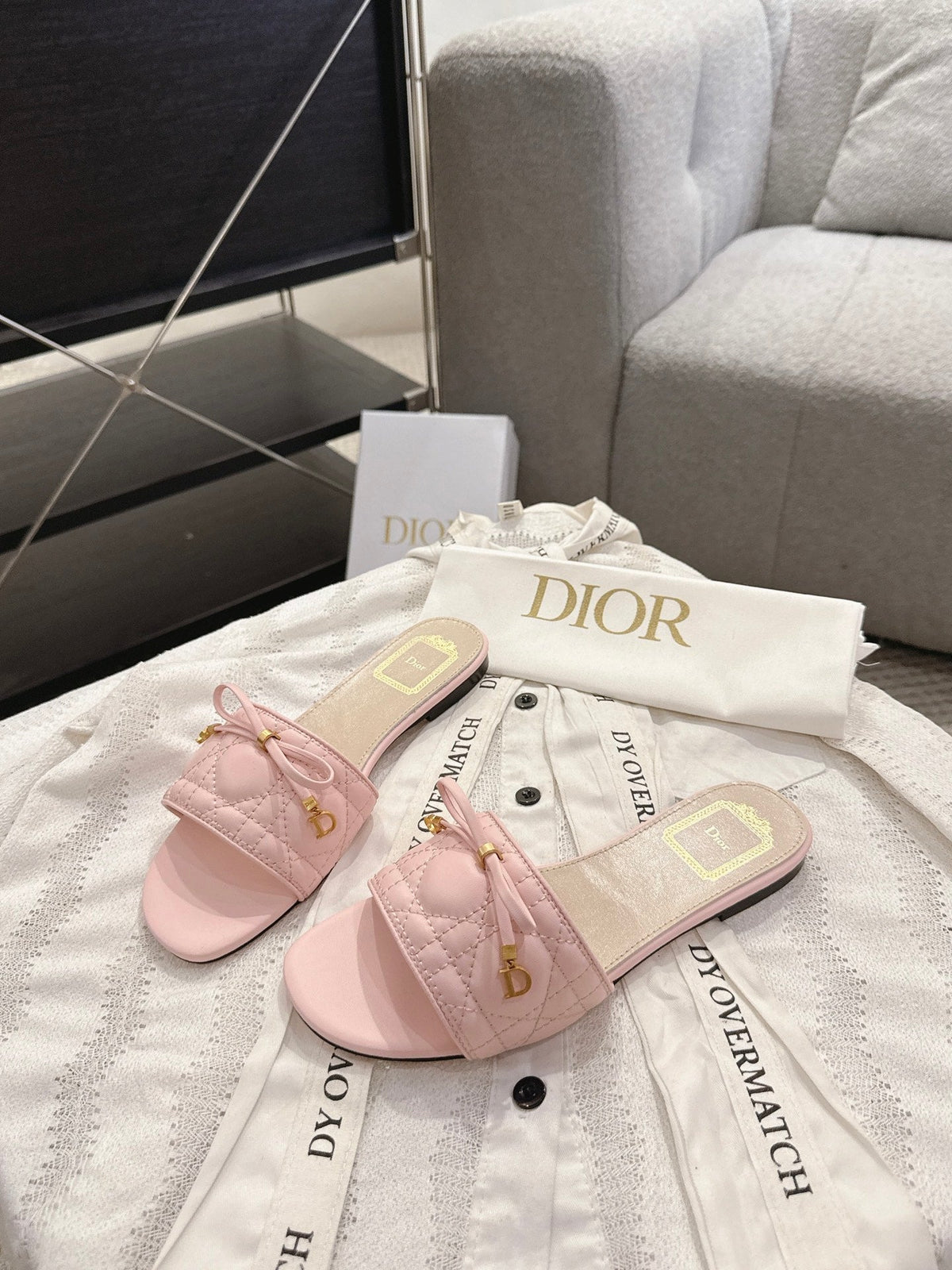 DIOR 26S FLAT MULES IN LIGHT PINK QUILTED CALFSKIN GOLD HARDWARE