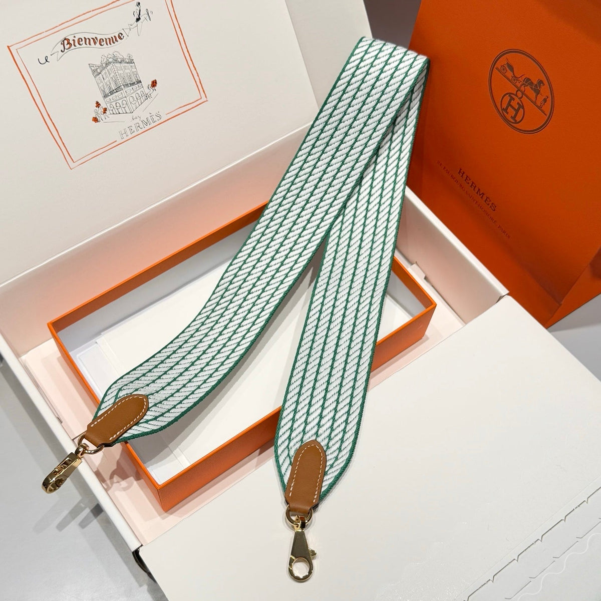 25S HERMES BAG STRAP WHITE AND DEEP SEA GREEN 85 IN CANVAS GOLD HARDWARE
