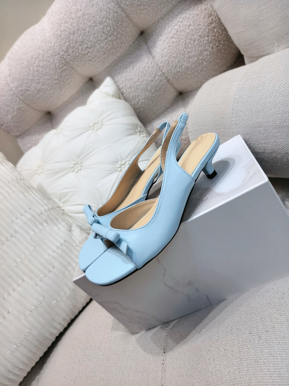 DIOR 26S BOW HEELED SLINGBACK SANDAL 45MM IN SKY BLUE CALFSKIN