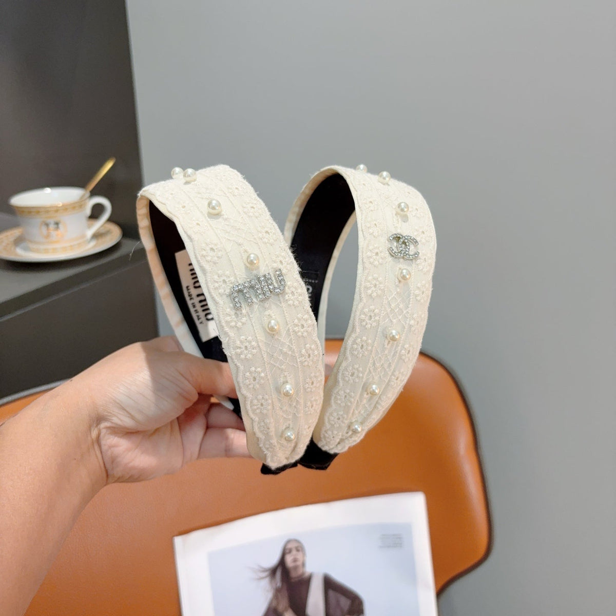 CHANEL 26S HEADBAND IN CREAM WHITE LACE FABRIC 505287