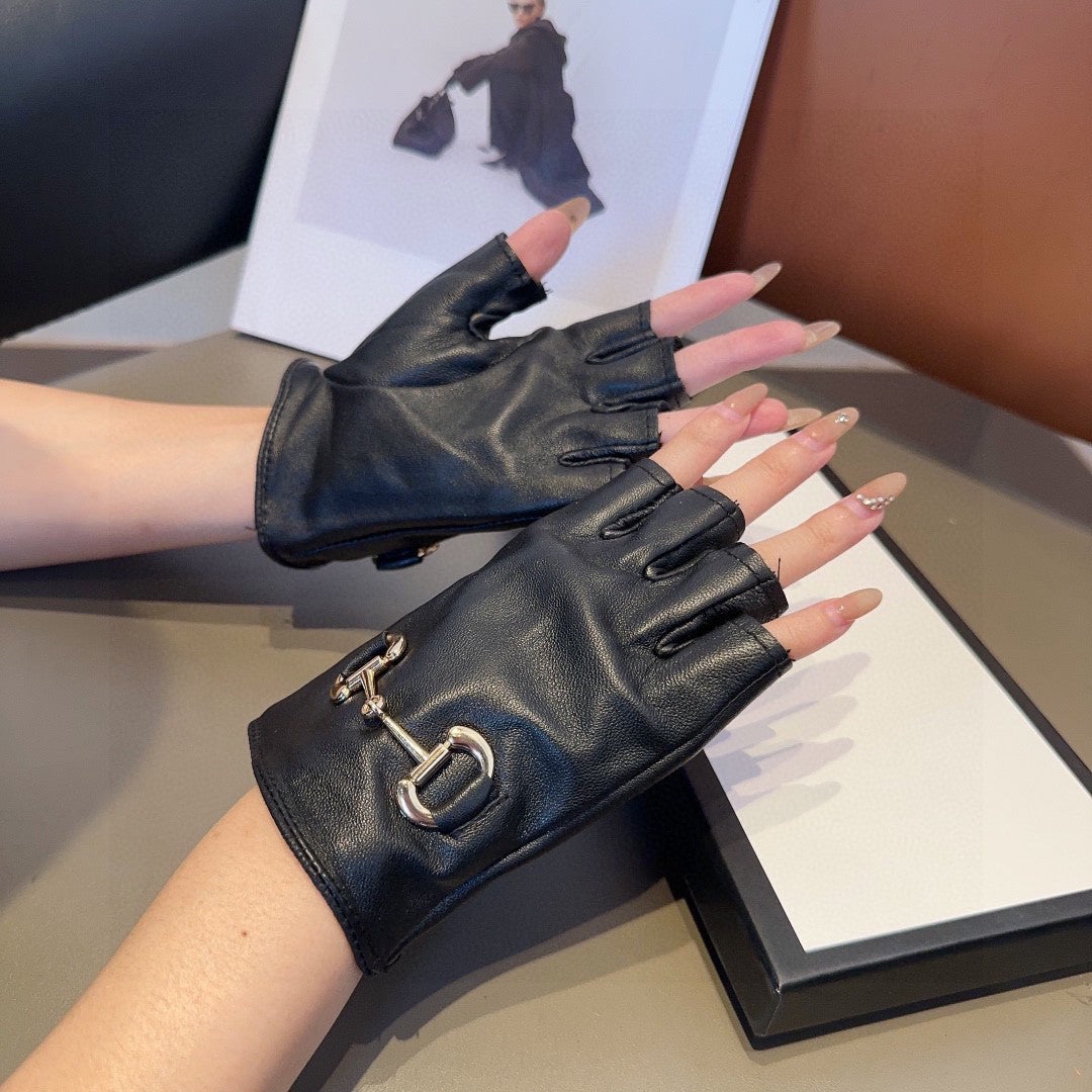 FINGERLESS GLOVES IN BLACK LAMBSKIN 436035