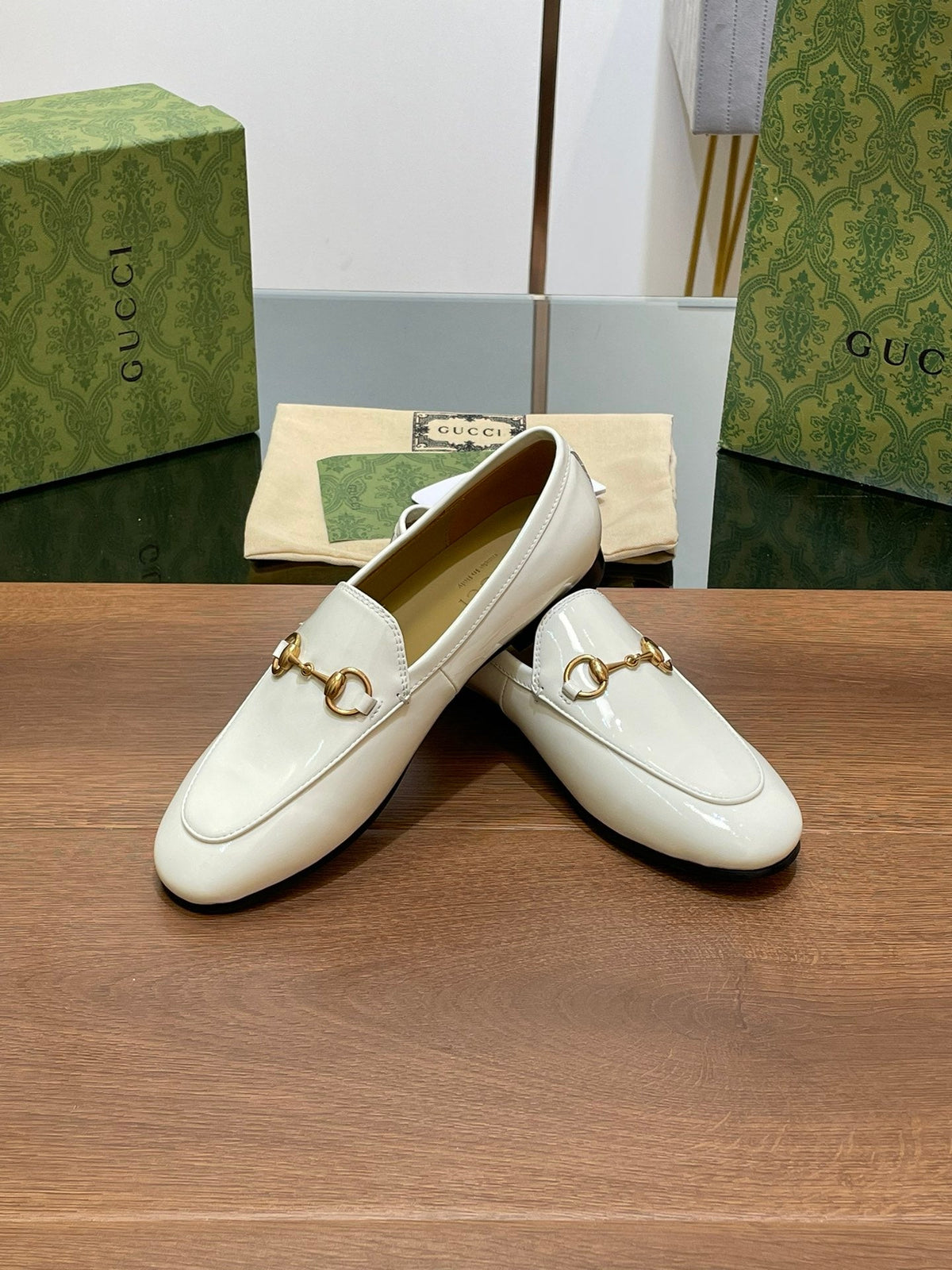 GG JORDAAN LOAFER GLOSSY WHITE LAMBSKIN
