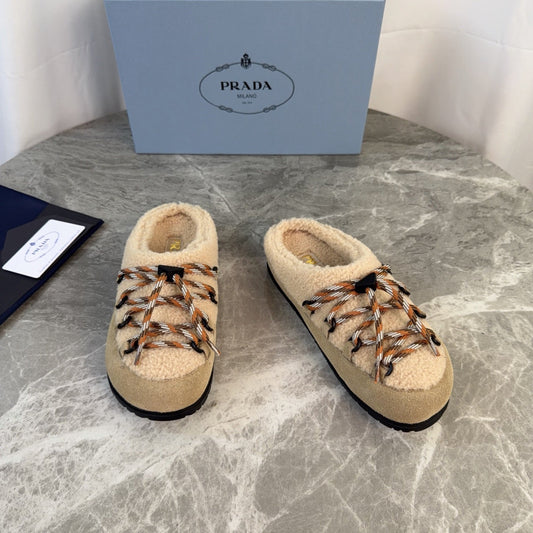 PRADA 26S WOVEN MULES IN BEIGE WOOL MIX SUEDE