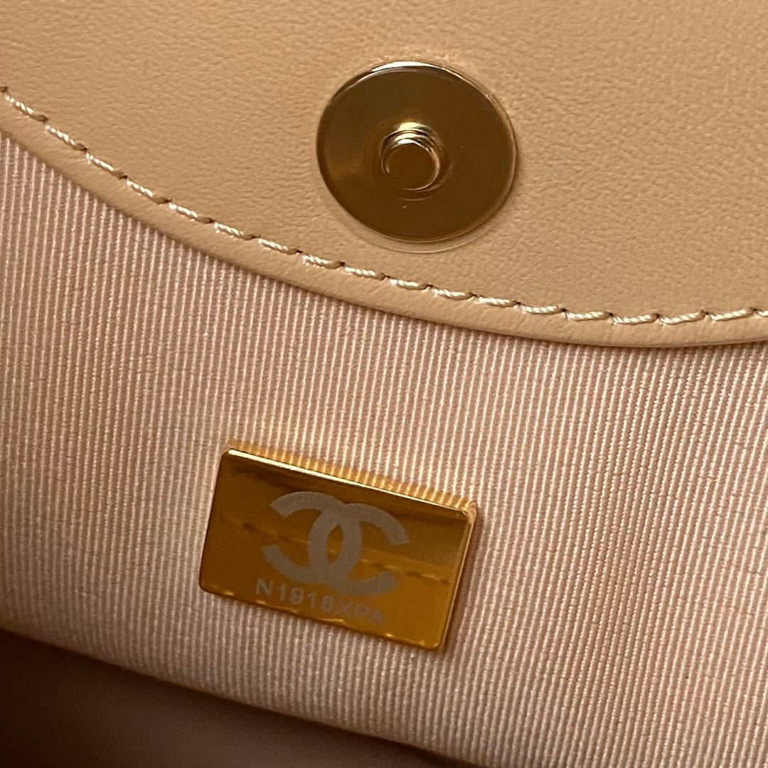 CHANEL 25S TOP HANDLE 20 CM IN DARK BEIGE LAMBSKIN