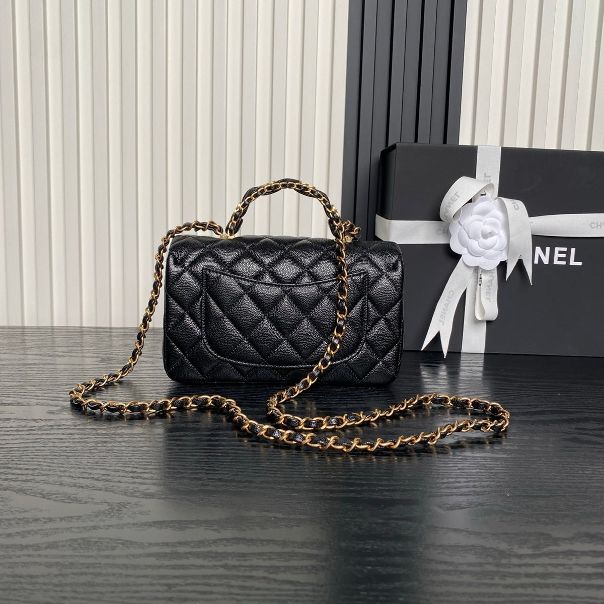 CHANEL 25S FLAP BAG 19 IN BLACK CALFSKIN GOLD HARDWARE