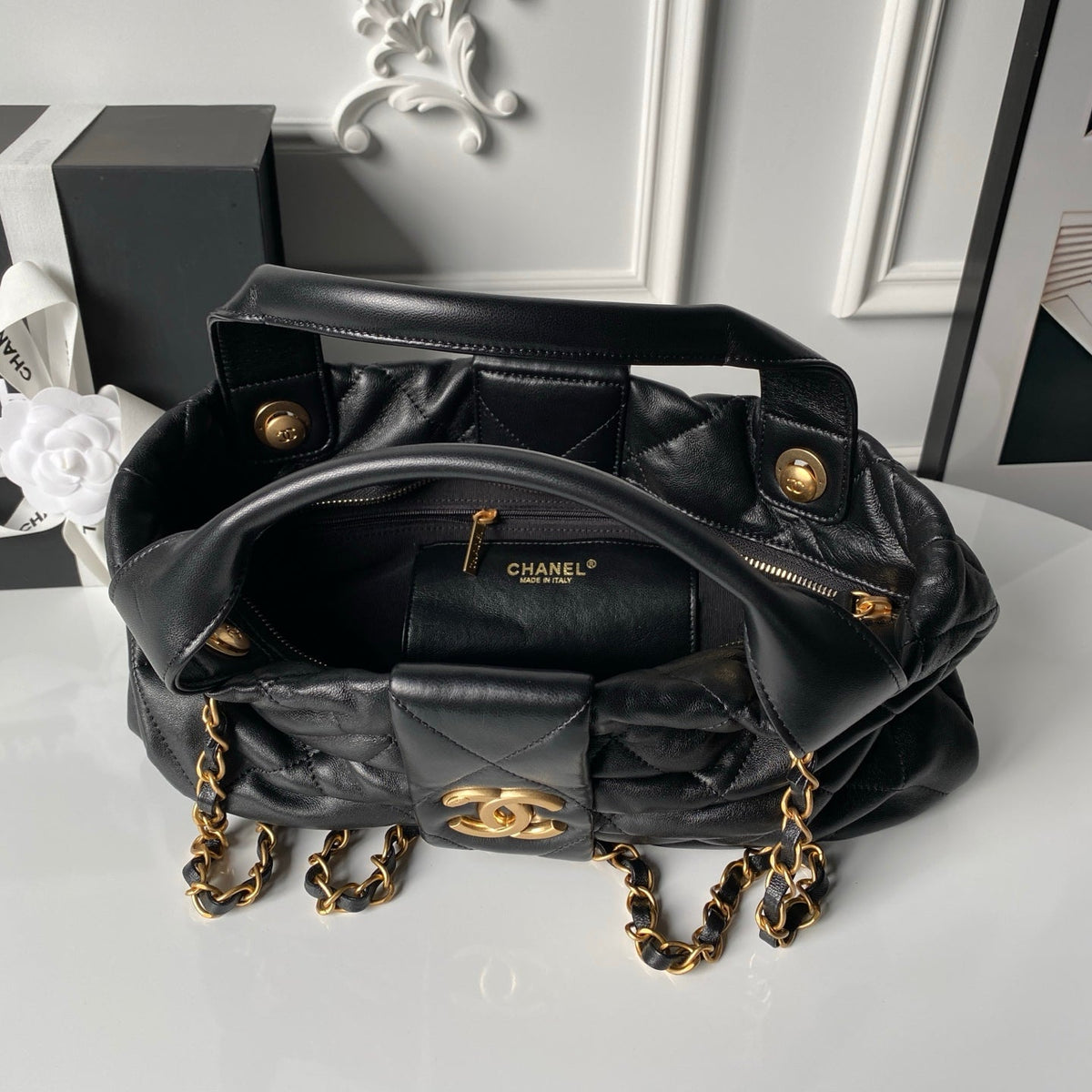 CHANEL 25S BOW BAG 38 IN BLACK LAMBSKIN WITH GOLD HARDWARE