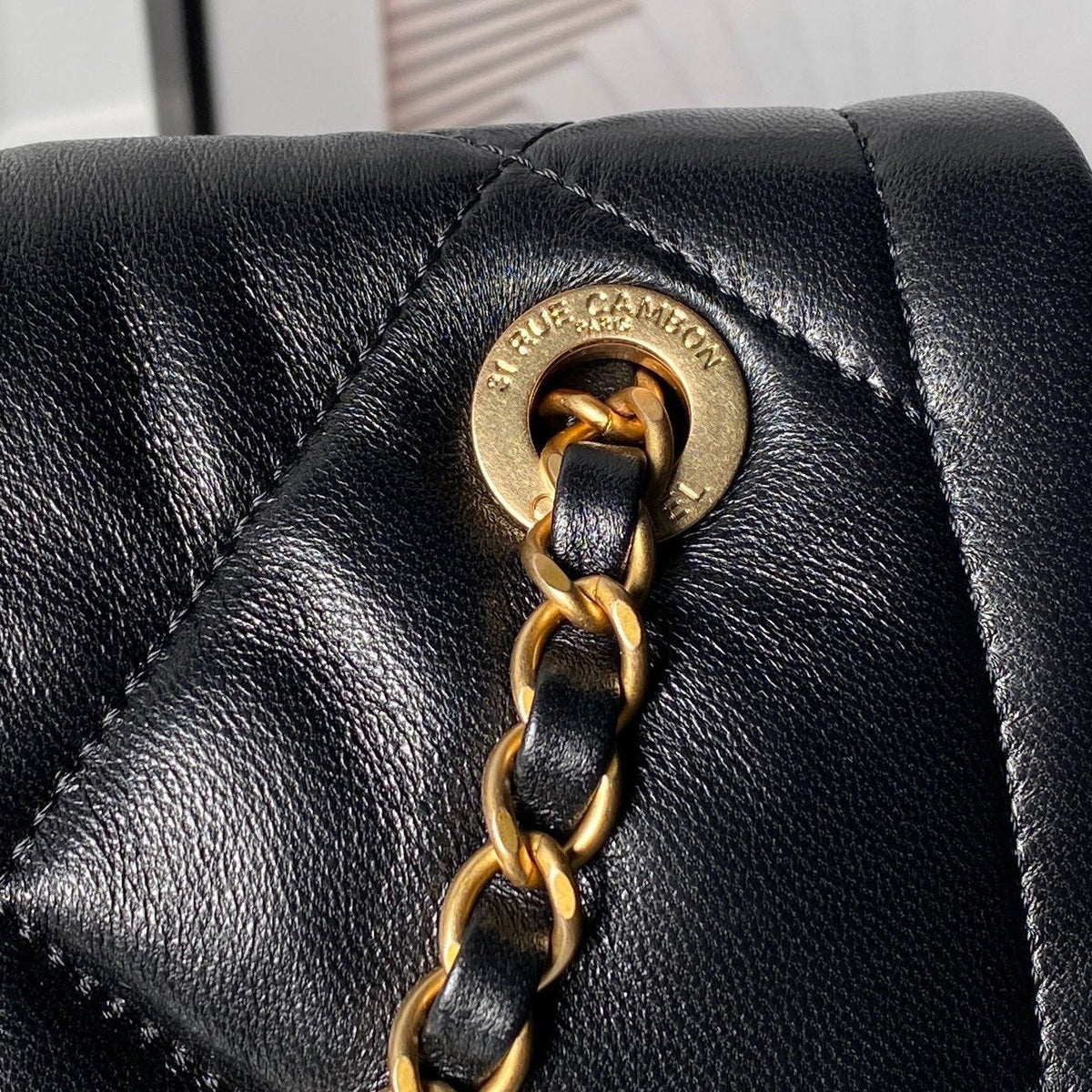 CHANEL 25S FLAP BAG 45 IN BLACK LAMBSKIN WITH GOLD HARDWARE