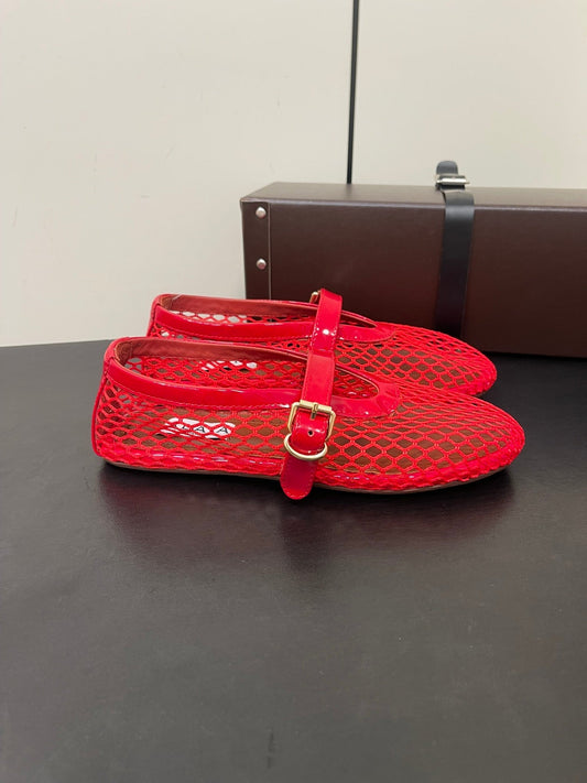 ALAIA BALLET FLATS IN CHERRY RED MESH FISHNET