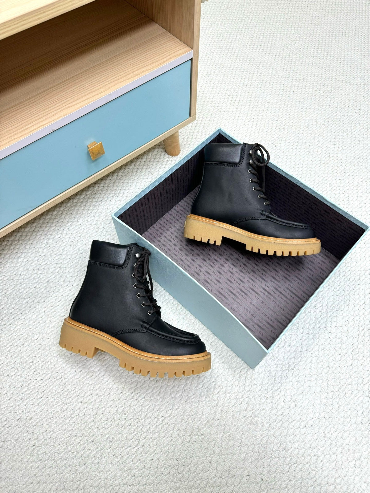 PRADA 25S LACE-UP ANKLE BOOTS IN BLACK CALFSKIN