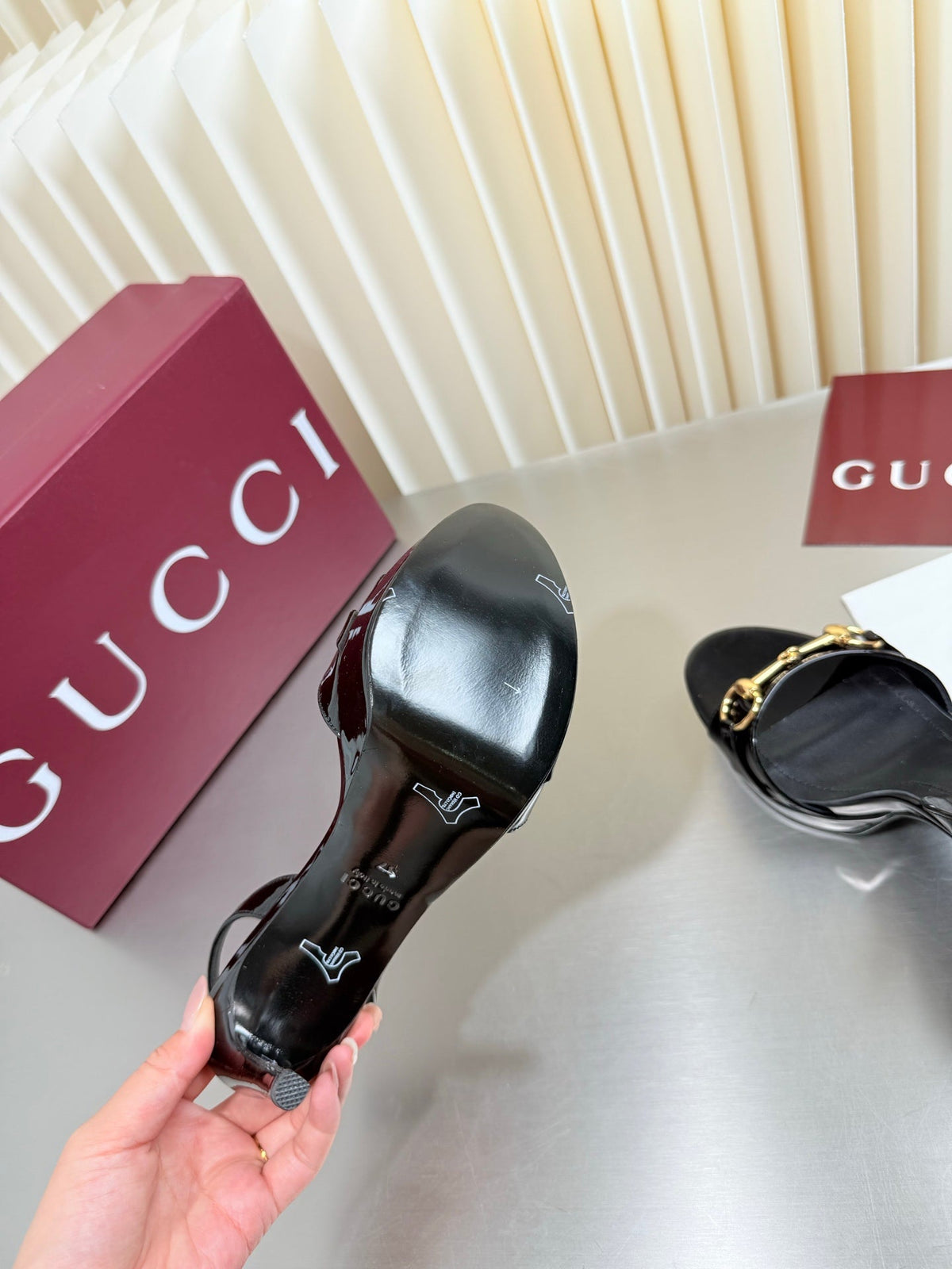 GUCCI 26S SLINGBACK PUMP 105 MM IN BLACK GLOSSY CALFSKIN