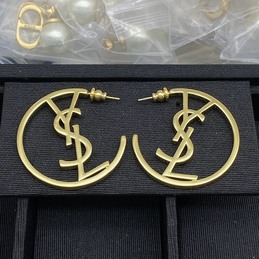 Hollow Out Yes Hoop Earrings mysite