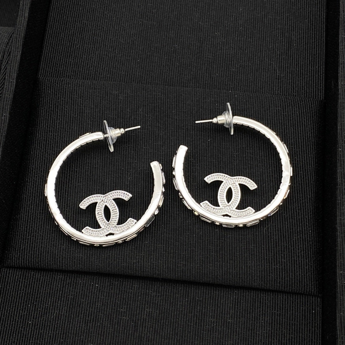 Cute Silver CC Hoop Earring mysite