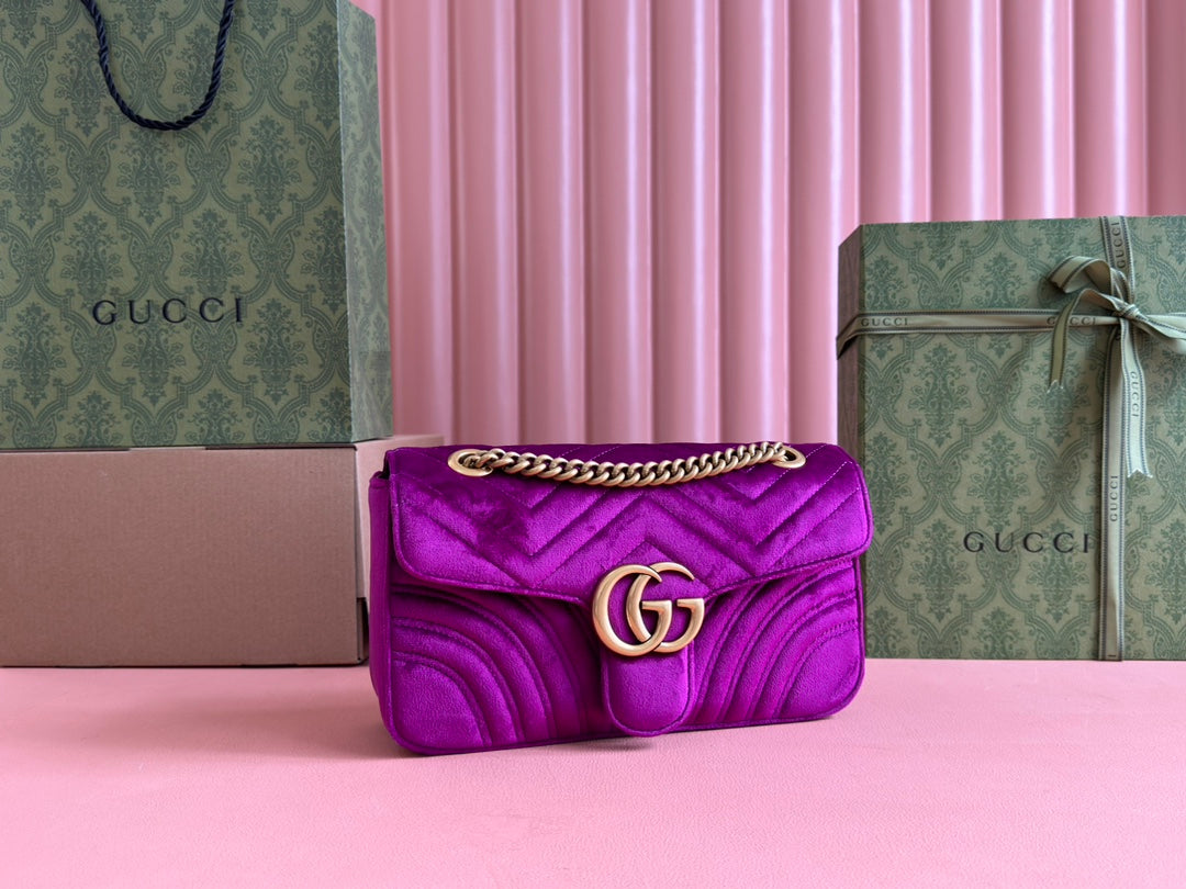 GUCCI 25S GG MARMONT 26 CM IN DEEP PINK PURPLE VELVET WITH GOLD HARDWARE