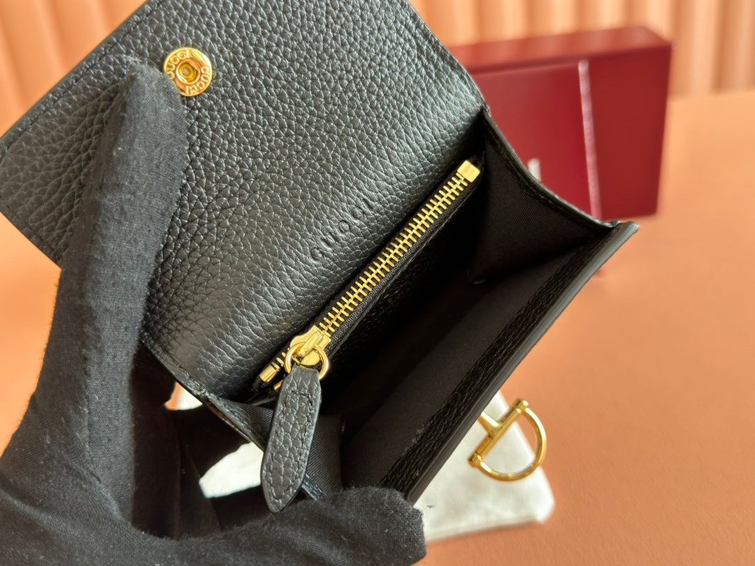 SOFTBIT CARD CASE 10.5 IN BLACK GRAINY CALFSKIN GOLD HARDWARE