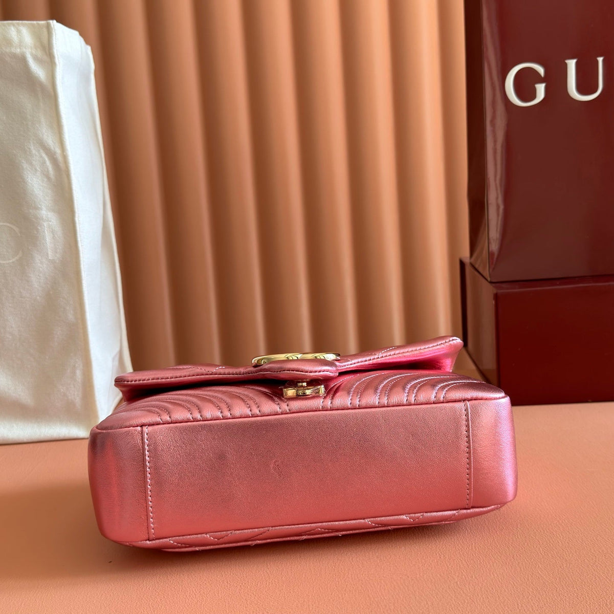 GUCCI 26S GG MARMONT BAG 26 IN METALLIC PINK LAMBSKIN