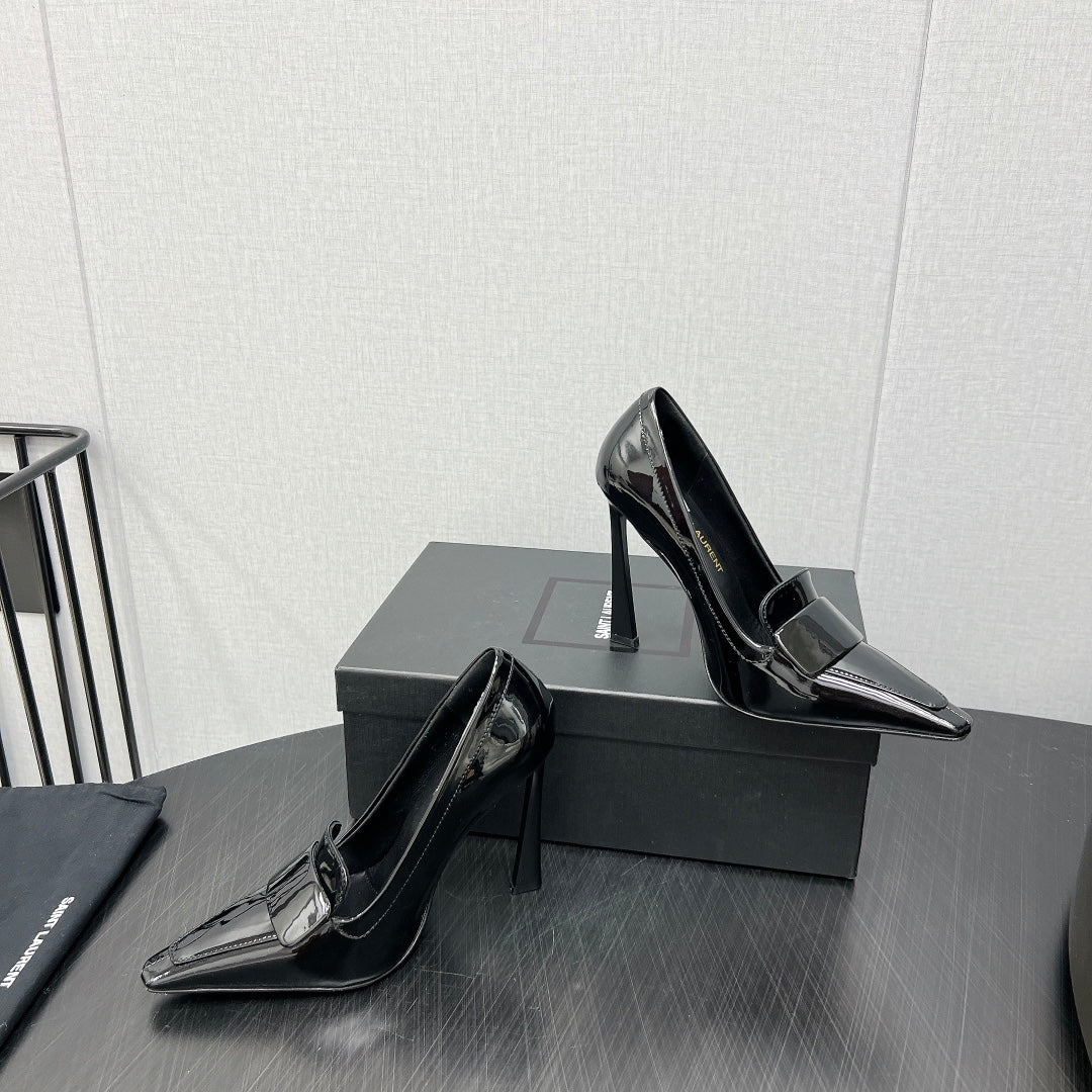 D'ORSAY PUMPS IN BLACK GLOSSY CALFSKIN