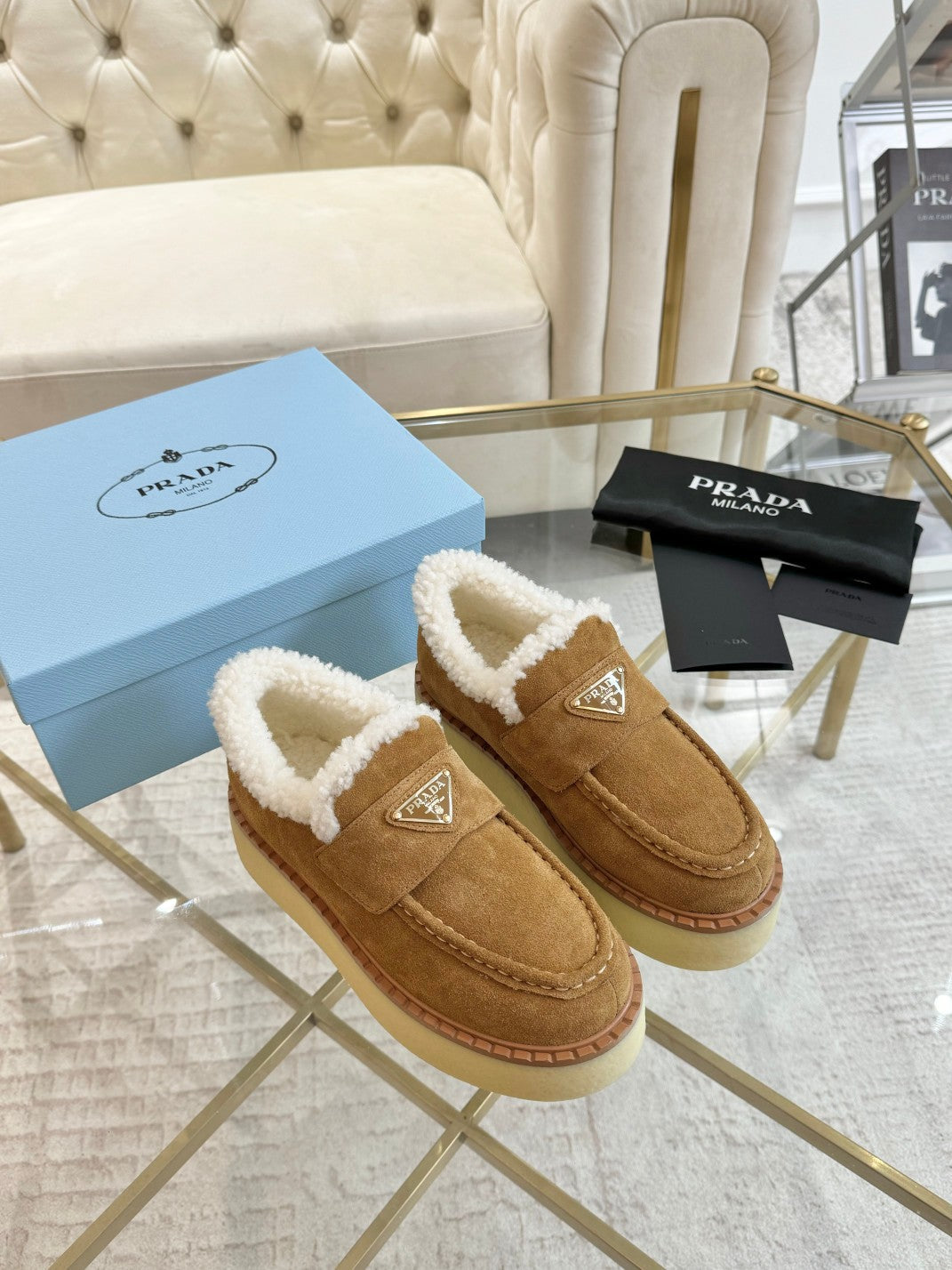 SUEDE LOAFER CAMEL WITH SHEARLING LINING