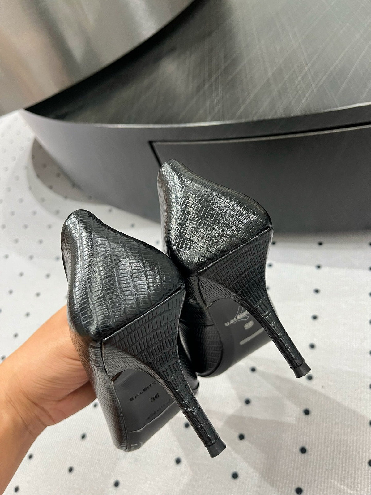 CLASSIC PUMPS 65MM IN BLACK LIZARD PATTERN CALFSKIN