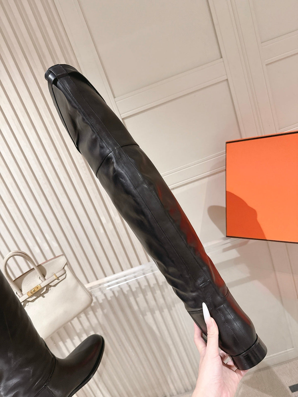 HM 26S OVER THE KNEE BOOTS IN BLACK CALFSKIN