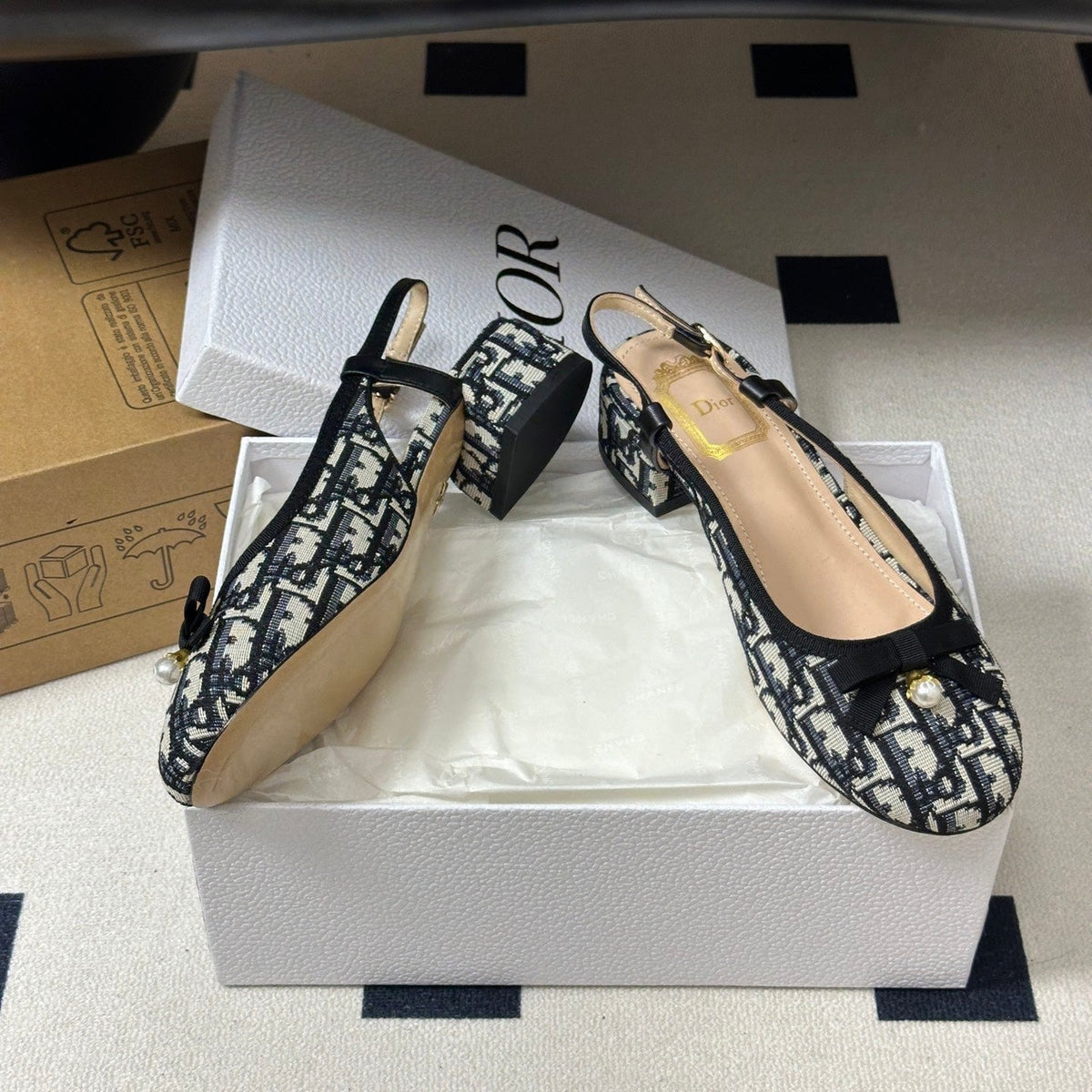 DIOR 26S SLINGBACK PUMPS 35MM IN BLUE DIOR OBLIQUE EMBROIDERED CANVAS WITH BOW