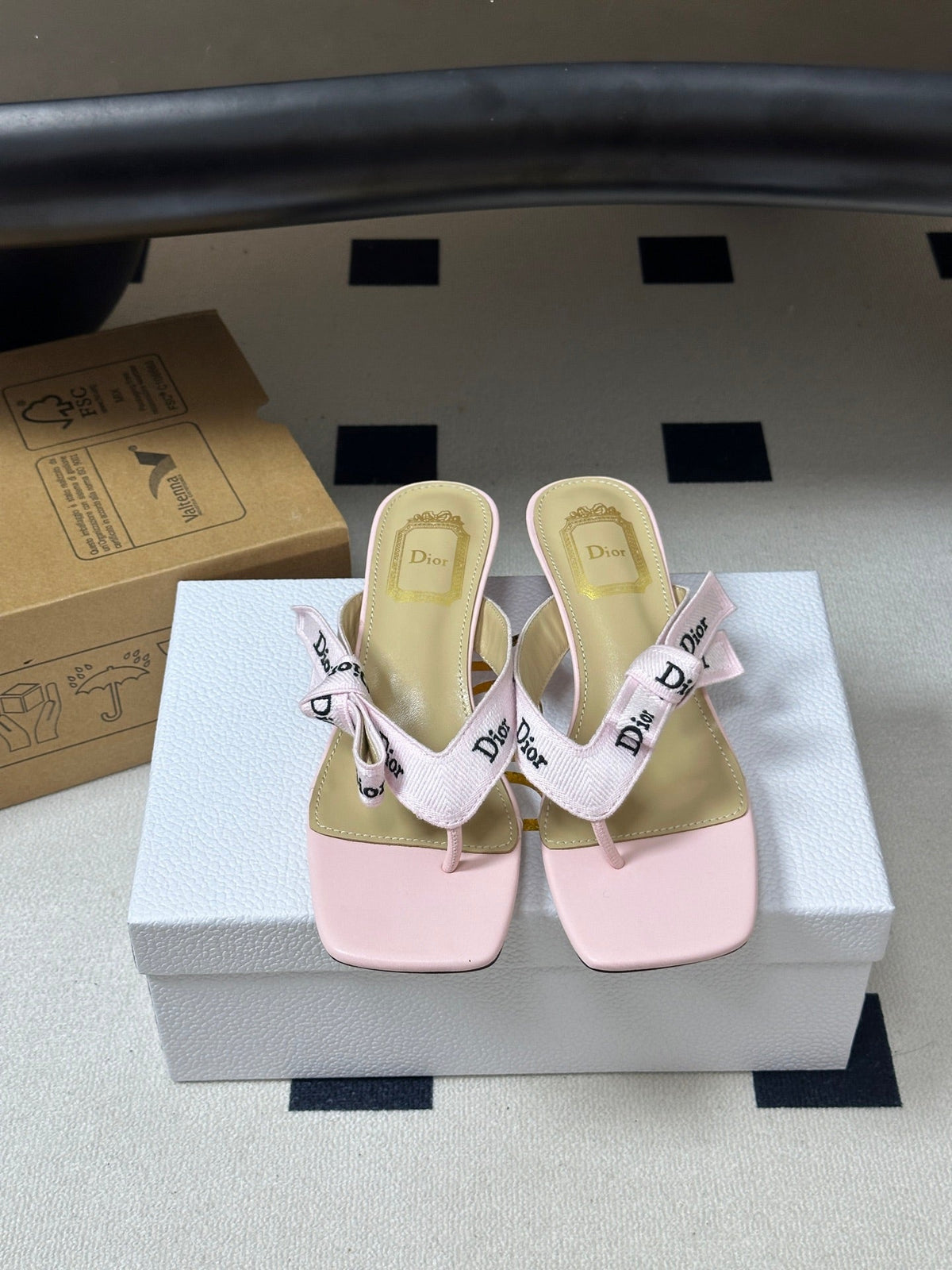 DIOR 26S HIGH-HEEL THONG SANDAL 30MM IN PINK BABY EMBROIDERED CANVAS AND CALFSKIN