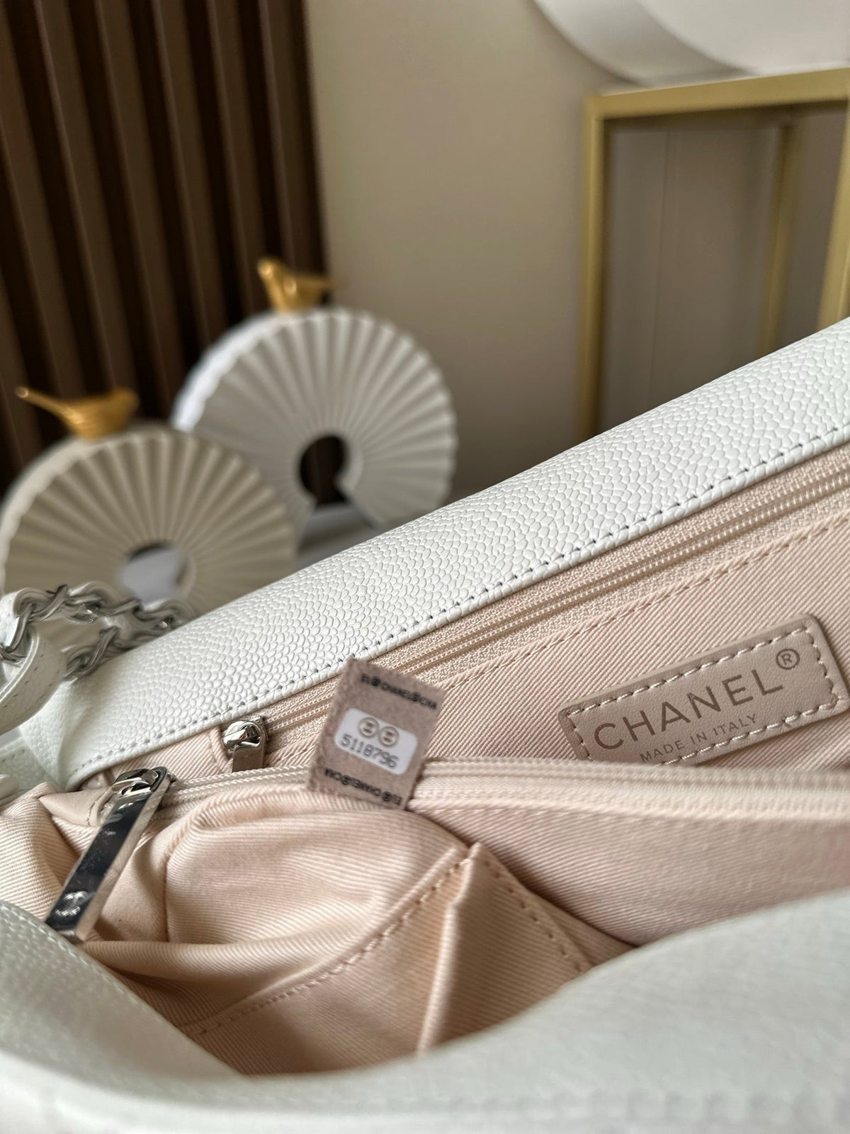 CHANEL 25S SHOULDER BAG 40 IN WHITE CAVIAR WITH SILVER HARDWARE